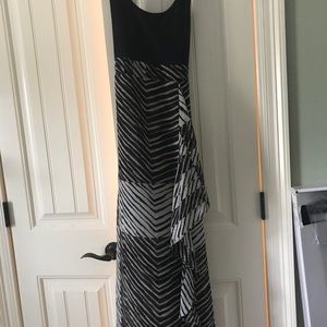 Cabi sleeveless dress size small